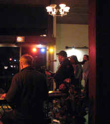 chwn_mside556.jpg (114540 bytes)