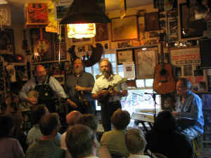 ramblers_watts1.jpg (226260 bytes)