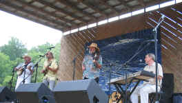 ramblers3334.jpg (163542 bytes)