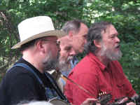 ramblers_closeup112.jpg (216310 bytes)