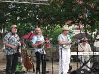 ramblers2204.jpg (203709 bytes)